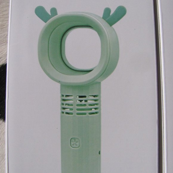RECHARGABLE HAND HELD FANS NIB - Picture 2 of 8